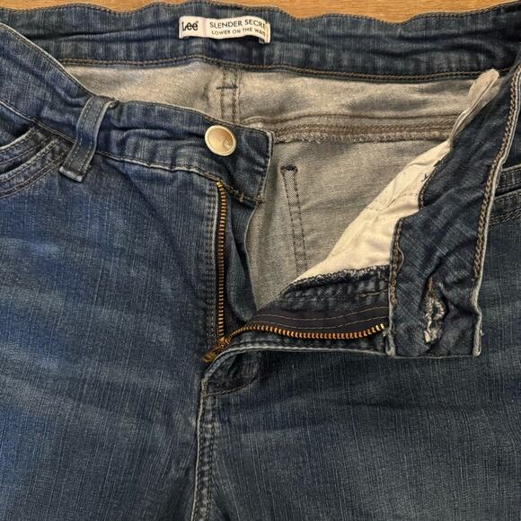 Lee Slender Secret medium wash mid rise boot cut jeans pants size 8 b29 - Picture 3 of 5